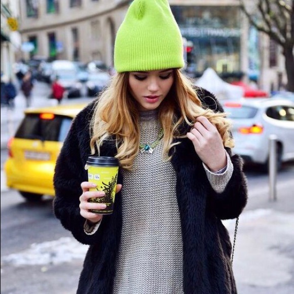 Neon Yellow Trendy Beanie - NWT - Picture 7 of 8